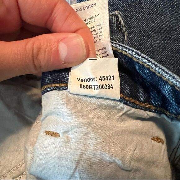 NWT! Pacsun mom jeans. Size 27 - Picture 10 of 13